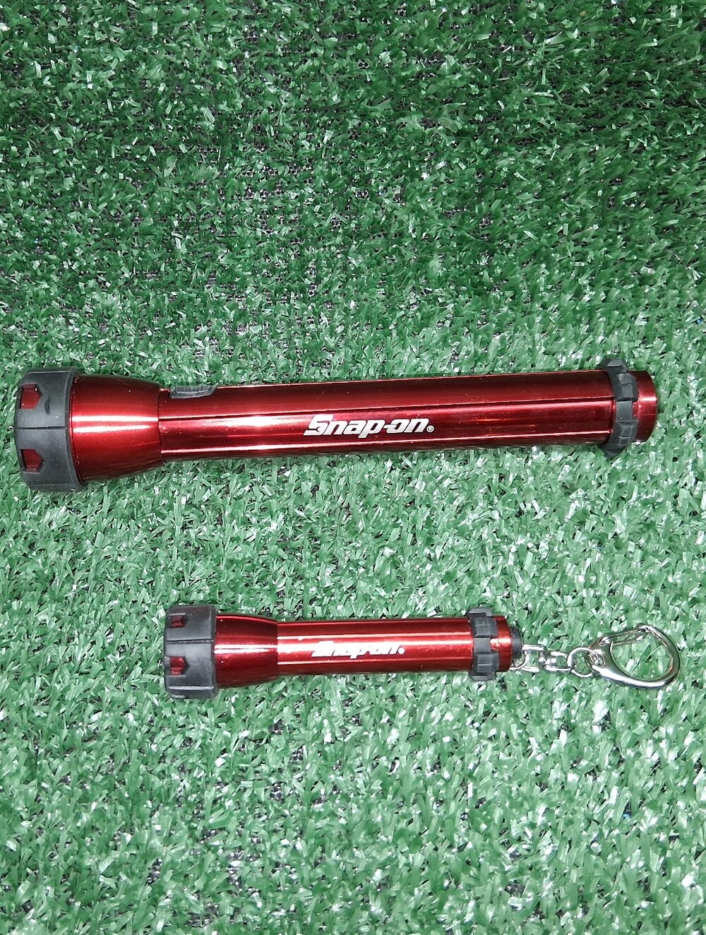 Snap-On Red Anodized Aluminum Flashlights with Rubber Grips